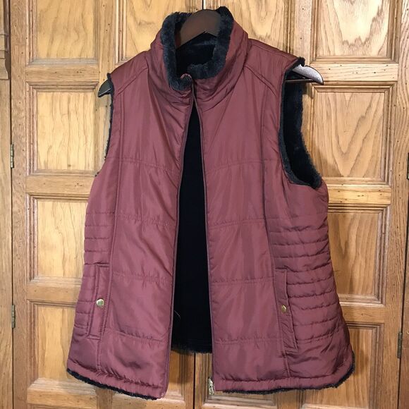 KC Collections Women’s XL Burgundy & Black Reversible Quilted Vest Faux Fur Zip - Picture 2 of 13
